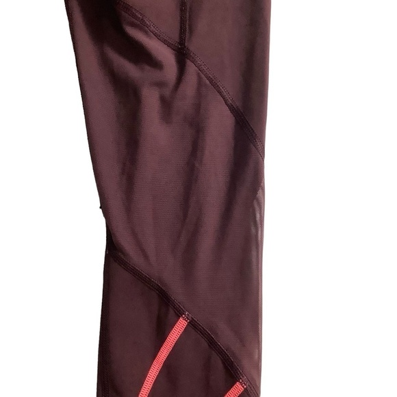 Lululemon All Meshed Up 7/8 Tight Bordeaux Drama / Flash Light Maroon 25” Sz 2 - Picture 7 of 13